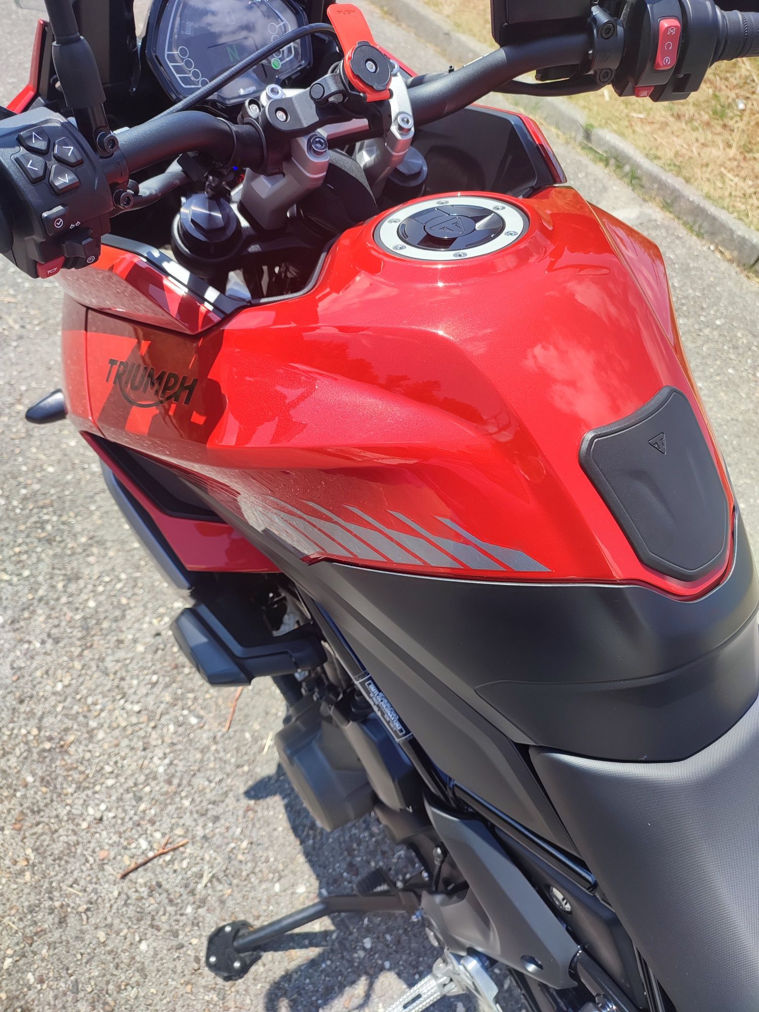 Triumph tiger sport 660 - como nova!