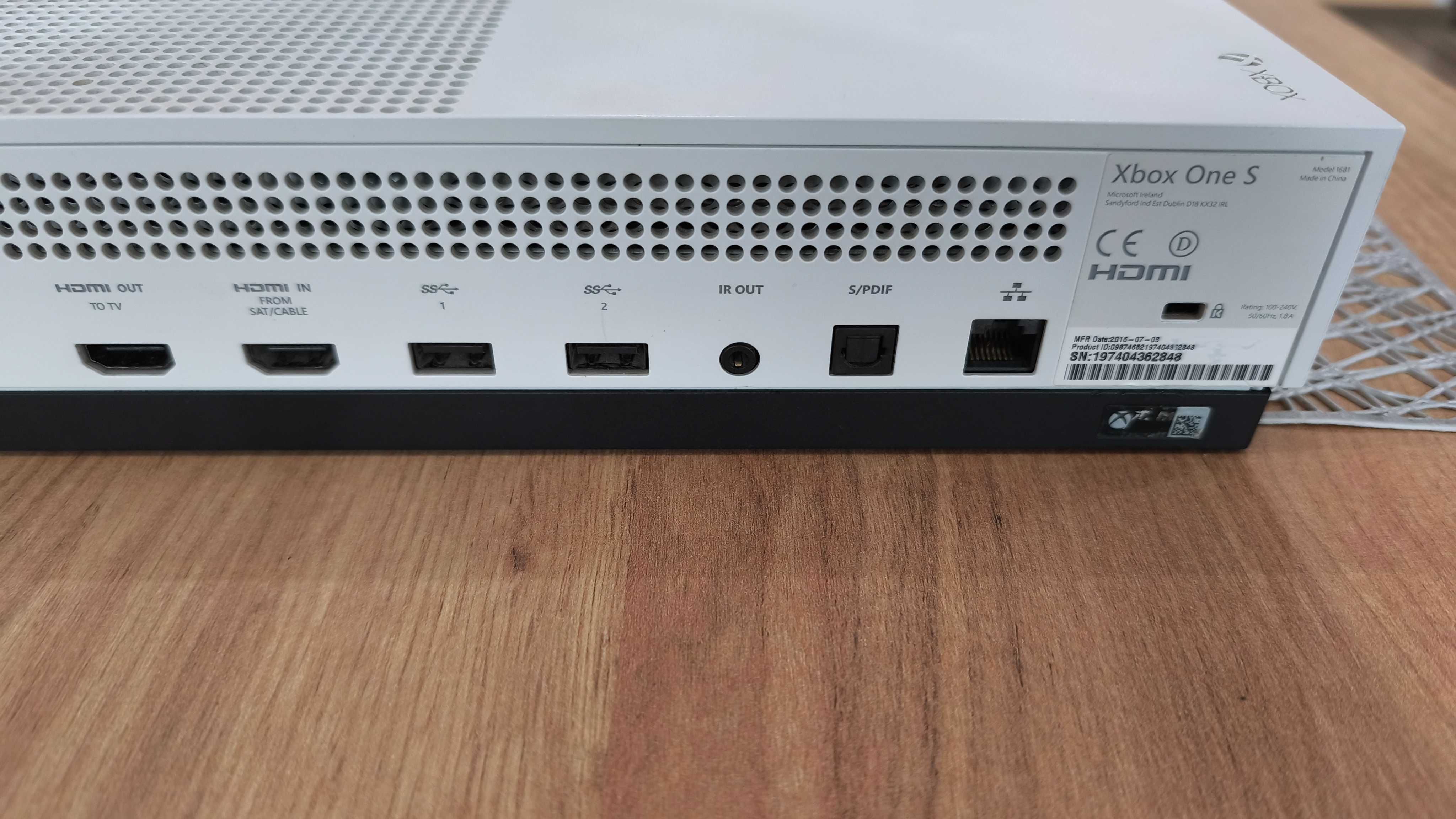 !! Xbox One S, HDD 500gb ,Orig.Biały Pad 1914 ,Hdmi ,+ Gra !!