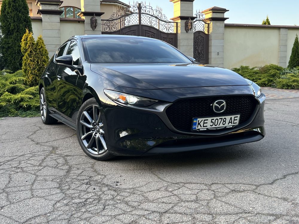 Mazda 3  BP  2019