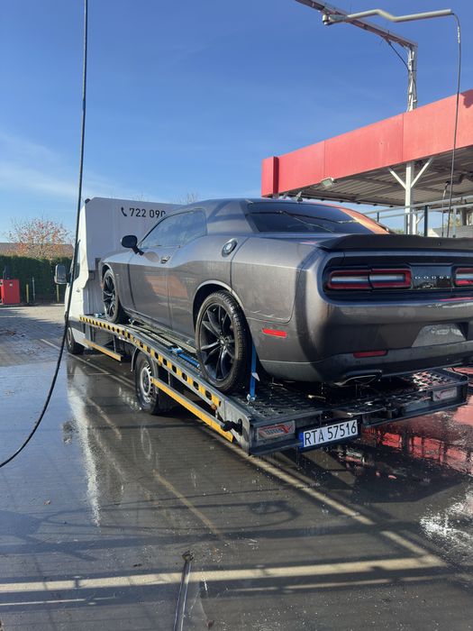 AutoLaweta 24/7 pomoc drogowa Laweta  transport