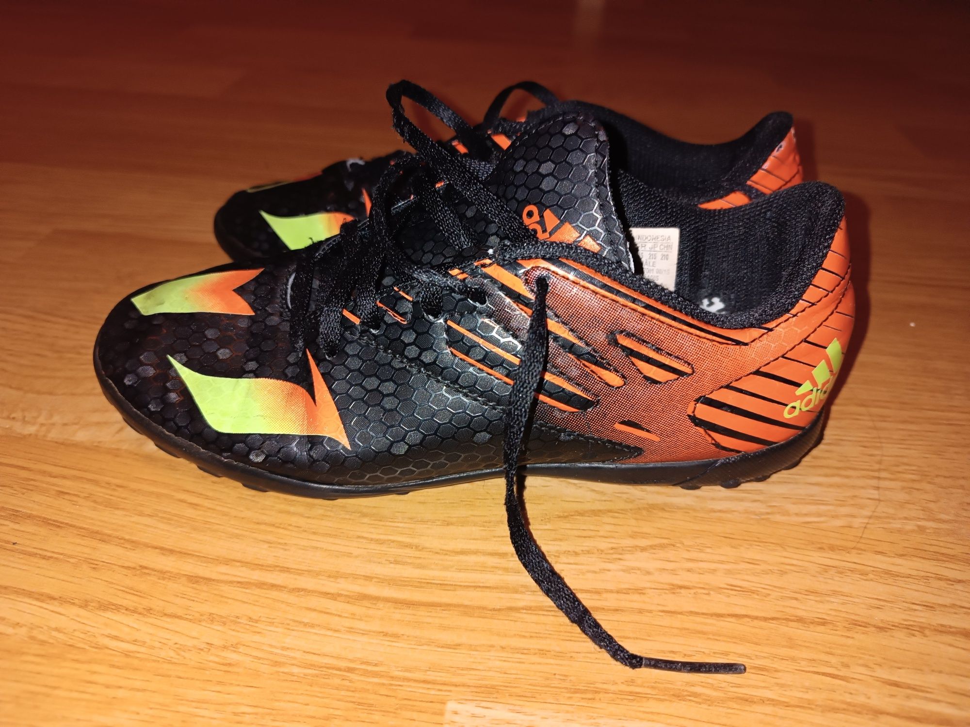 Buty sportowe, halowe adidas, róż 35