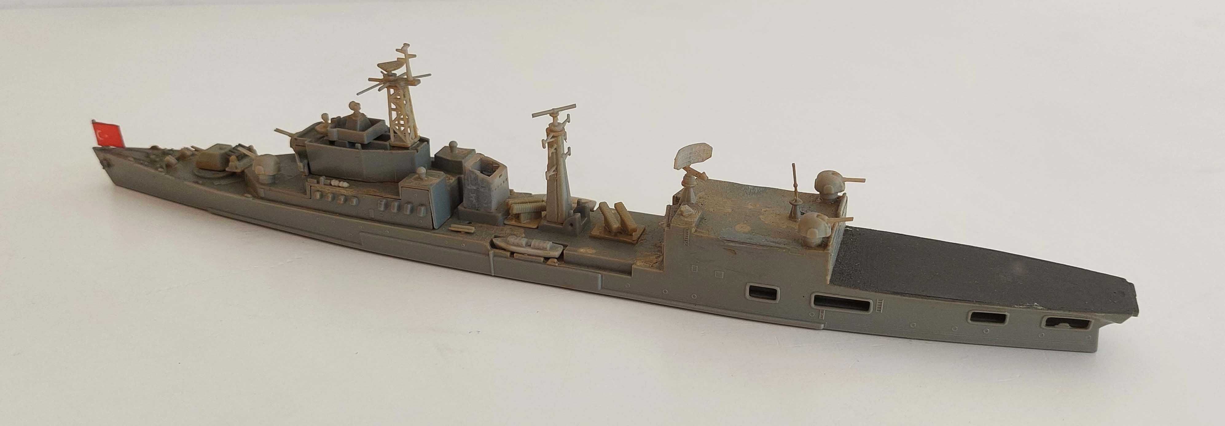 Kit de modelismo montado 1/700 do Destroyer da Marinha Chinesa Qingdao