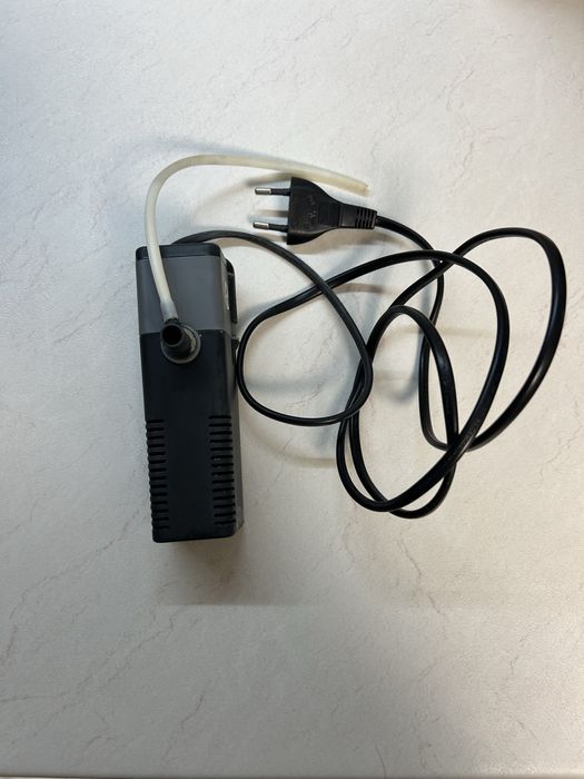 Продам б/у акваріум 30 літрів