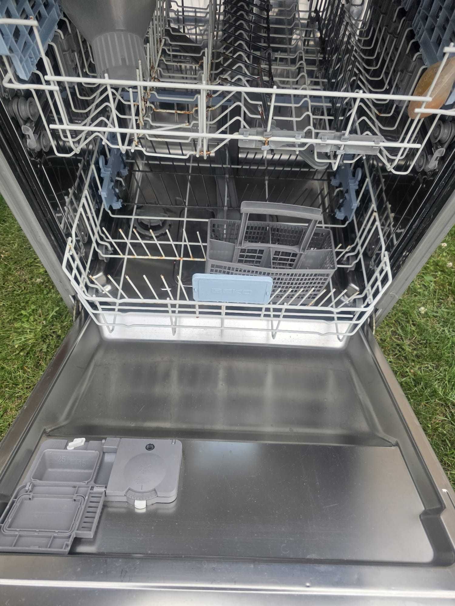 Zmywarka pod zabudowę Beko