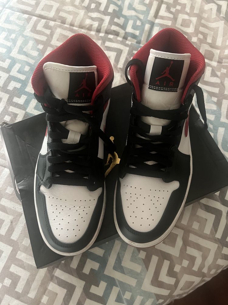 Nike jordan 1 mid negociavel