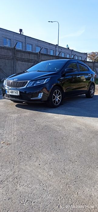 Kia rio 3 2012 год