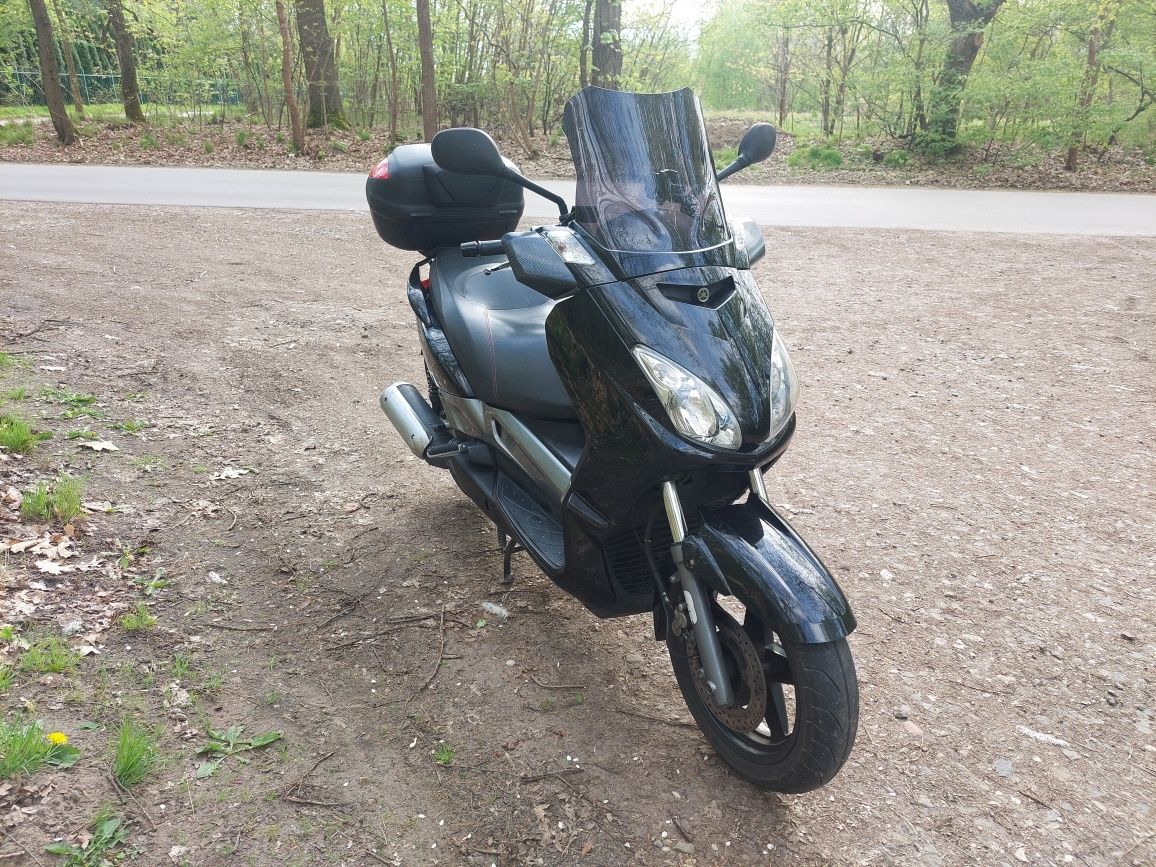 Yamaha X-Max 125/250