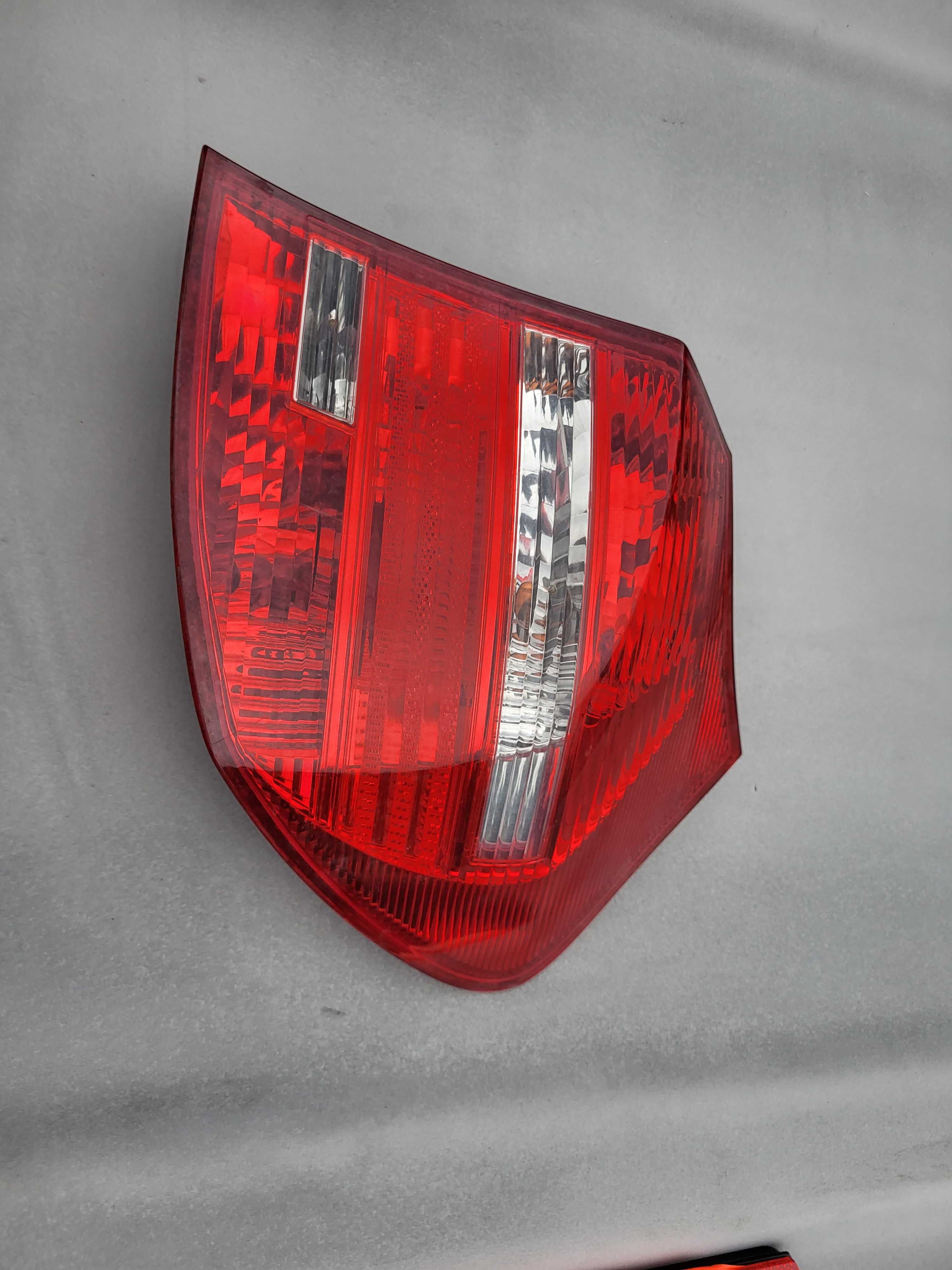 lampa reflektor BMW e87 serii l