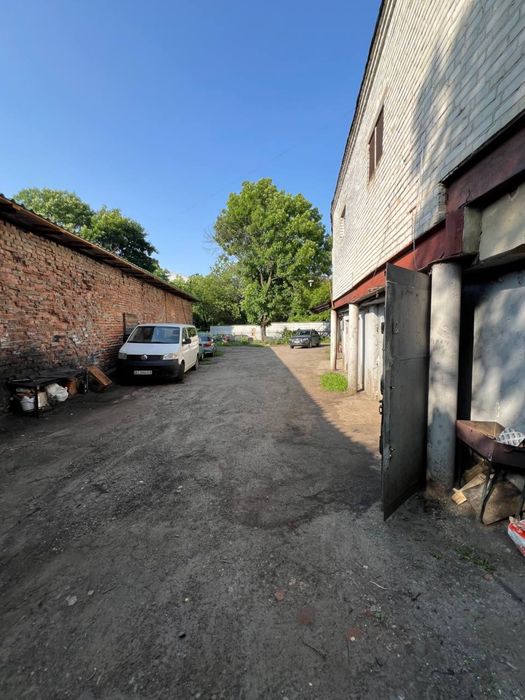 Продаж гаража на 2 автомобіля 39м2 Чупринки