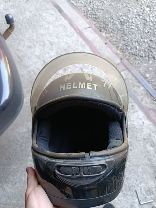 Продам шолом Helmet