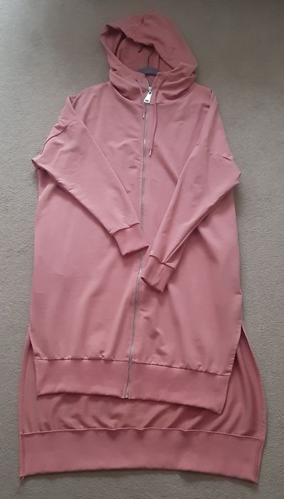 Asymetryczna długa rozsuwana bluza z kapturem i kieszeniami oversize