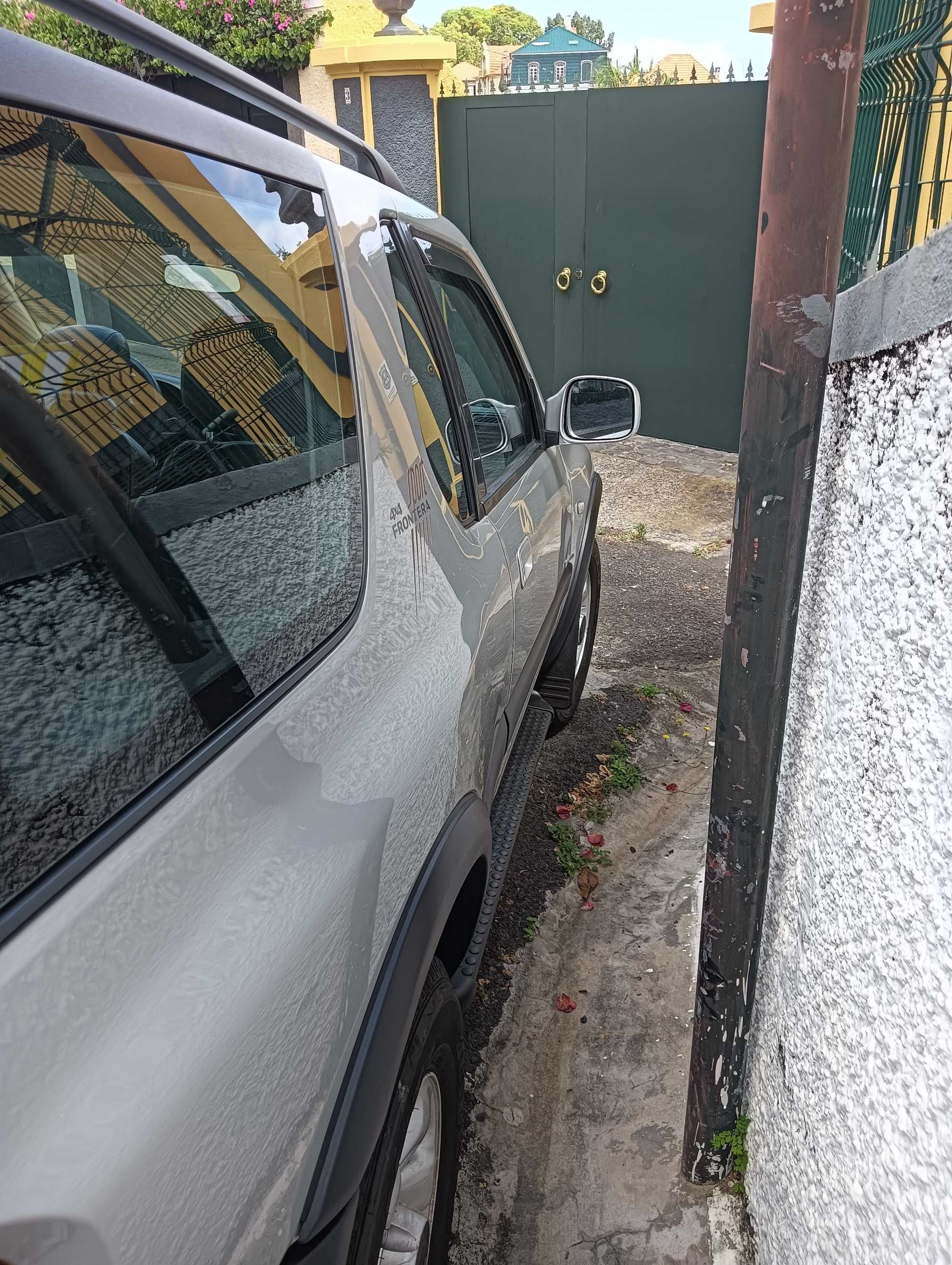 Opel Frontera em bom estado