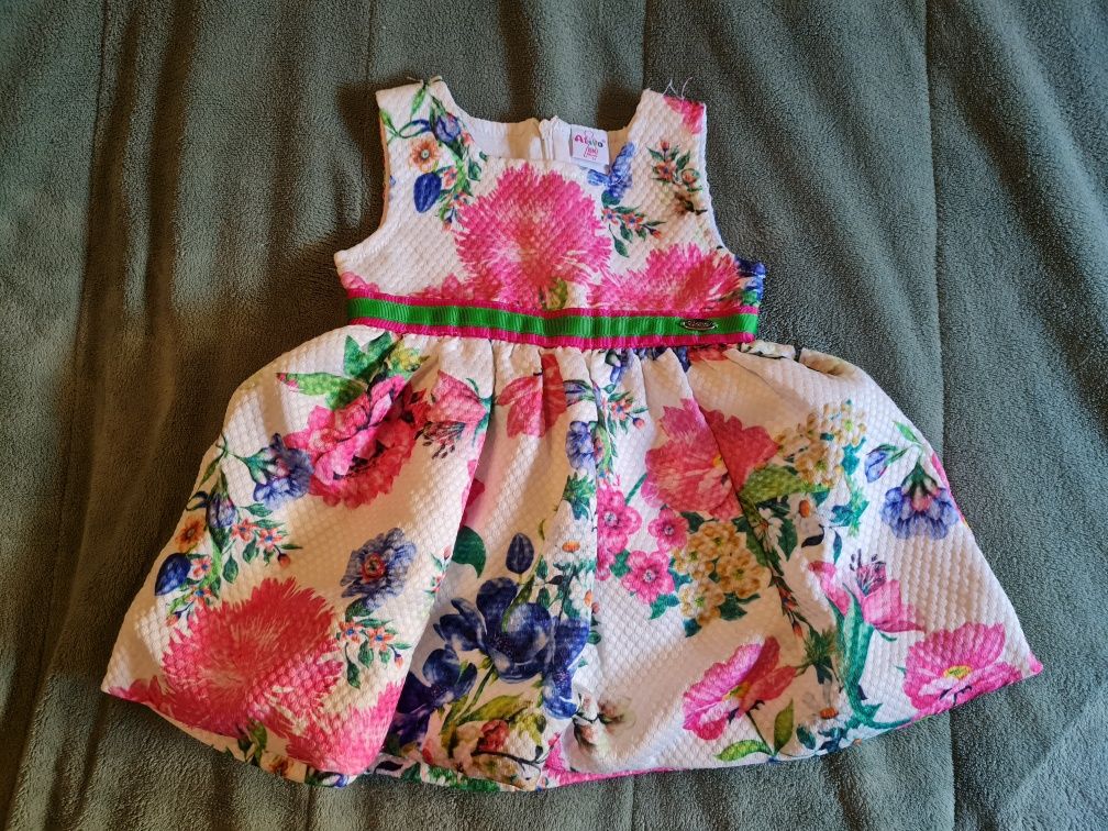 Vestido floral menina