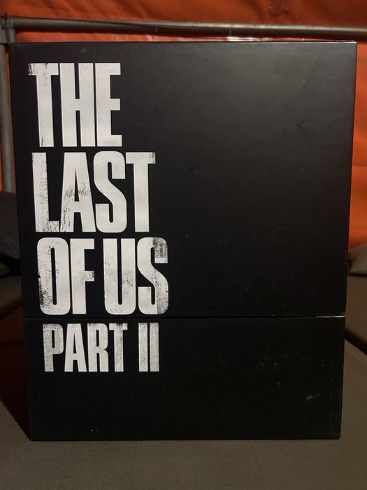 The Last of Us II (2) PS4 Collector’s Edition фігурка/статуетка Еллі