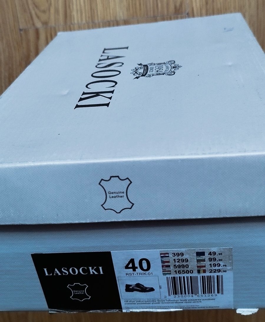 Skórzane lakierki Lasocki 40