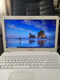 Ноутбук ASUS Vivobook X556UQ