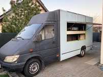 Mercedes-Benz Sprinter  Foodtruck