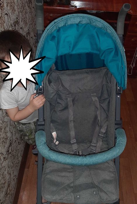 Детская прогулочная коляска