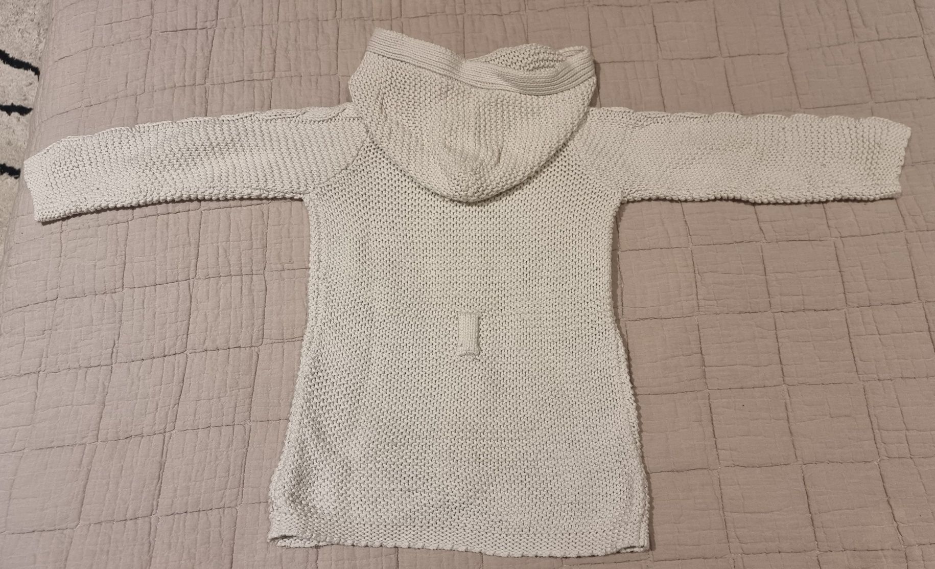 Sweter z warkoczowym splotem, r. 92