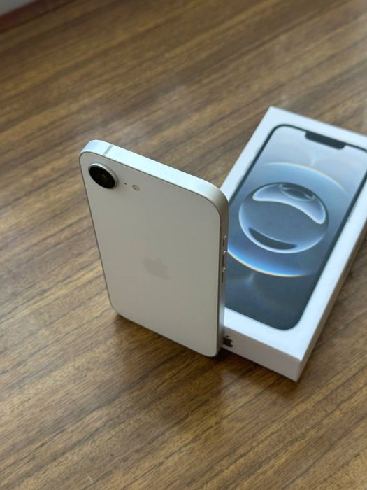 IPHONE 16e 128 Neverlock