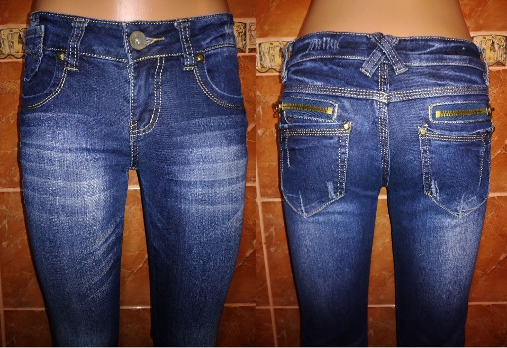 Синие джинсы стрейч