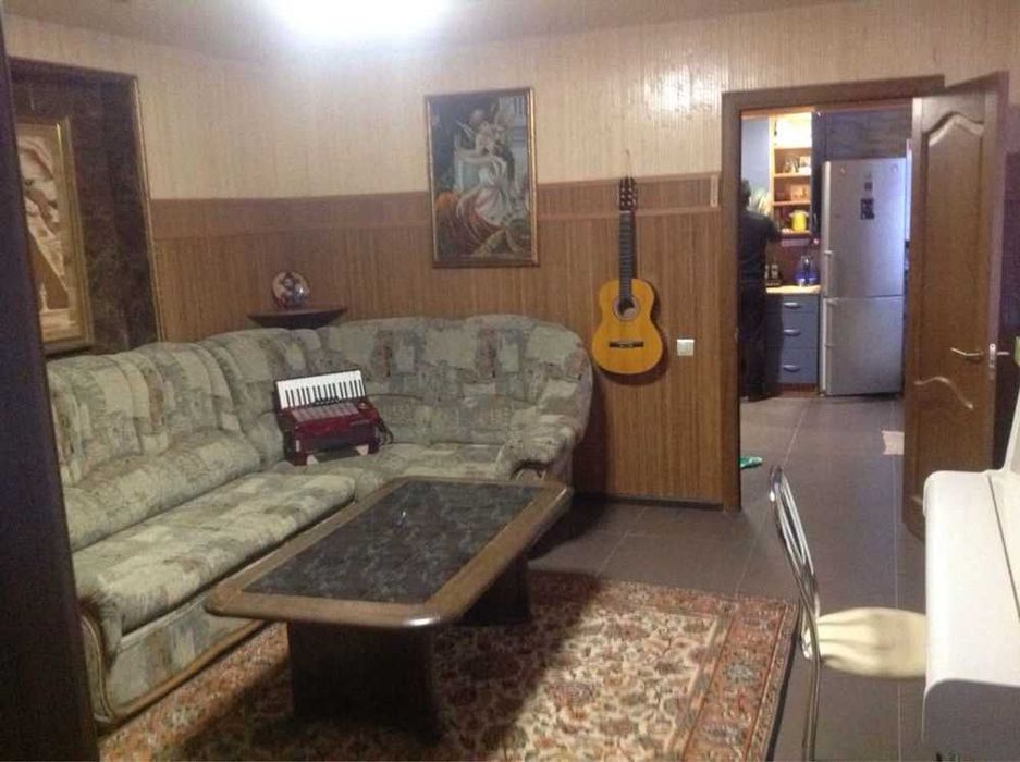 Оренда будинку на подолі