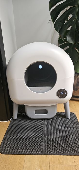 Sprzedam duża automatyczną kuwetę dla kota - używana przez 5 miesiecy