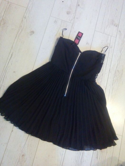 Piękna sukienka czarna cekiny Glamour