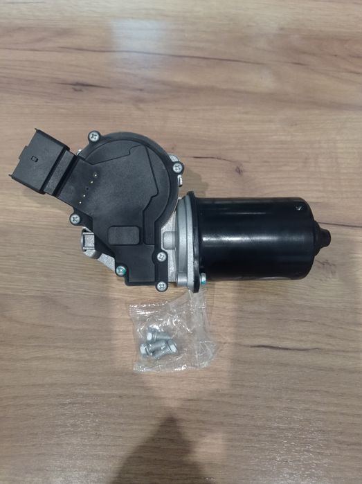 Моторчик склоочисника на Рено Колеос новий