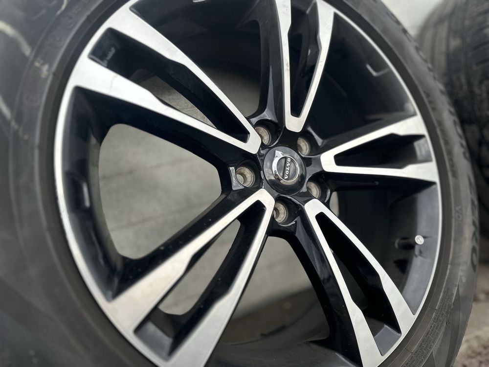 Felgi Volvo 19’ 5x108 + opony Pirelli