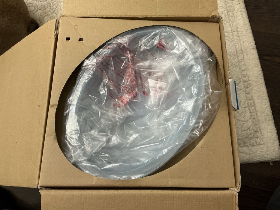 Пароварка Vitek. Повністю нова, ніколи не користували.