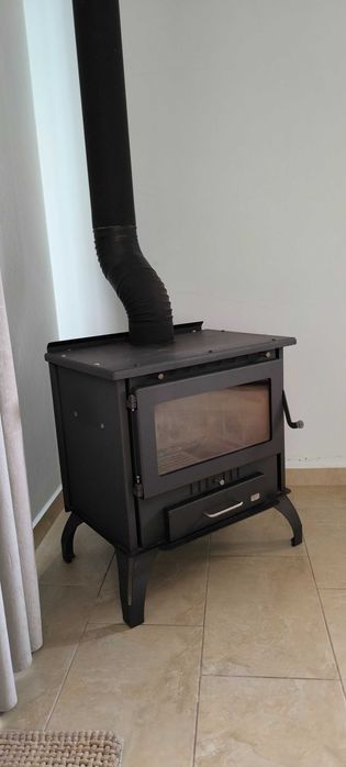 Salamandra  marca aipis, com pouco uso