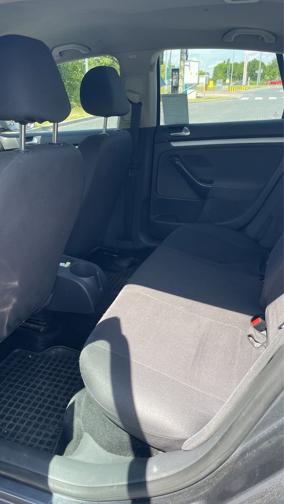 VW Jetta 1.6 MPi 102KM benzyna LPG