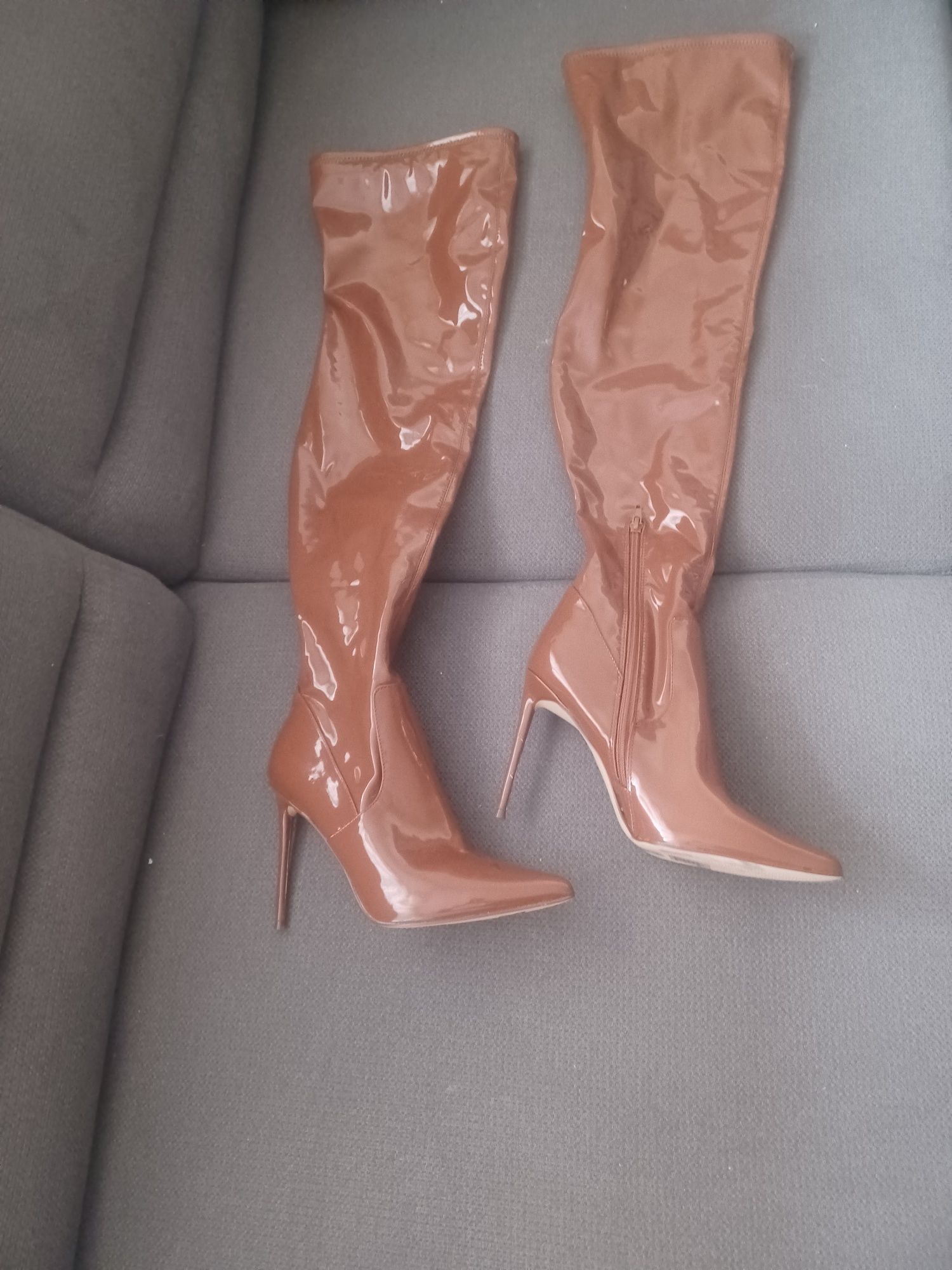 Kozaki muszkieterki lakierowane Steve Madden