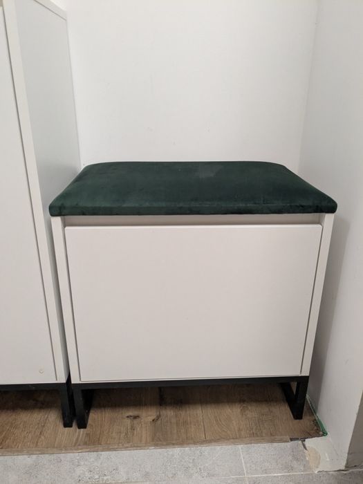 Siedzisko z szafką na buty