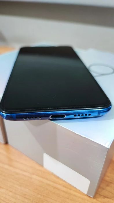 Xiaomi Mi 9 - *COMO NOVO*