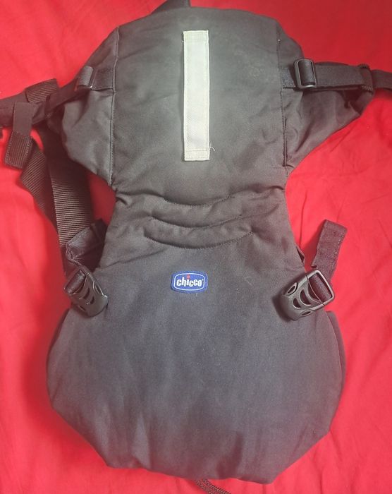 Nosidło Chicco czarne