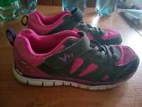 Oddam adidasy dla dziewczynki