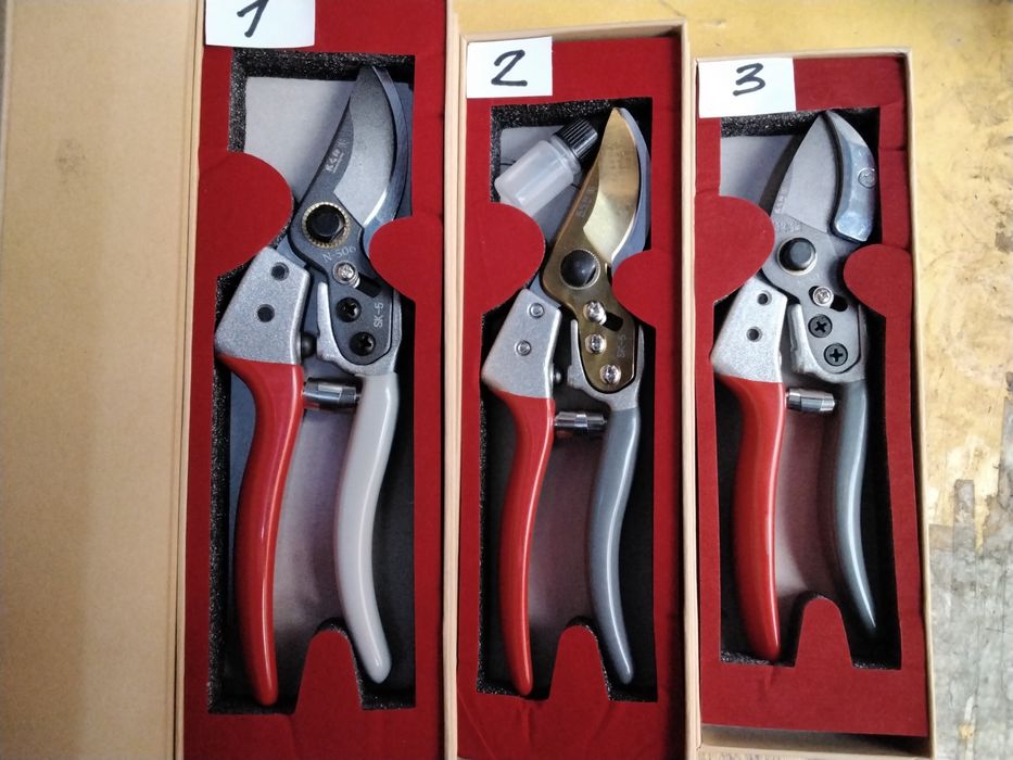 Профессиональный японский секатор  SACURA GOLD