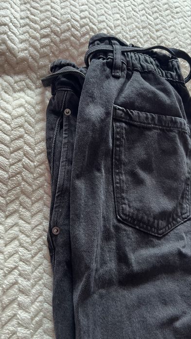 Джинси на резинці з поясом