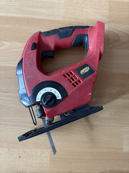 Wyrzynarka Meec Tools akumulatorowa 18V