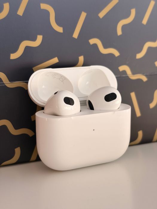 Apple AirPods 3 novos