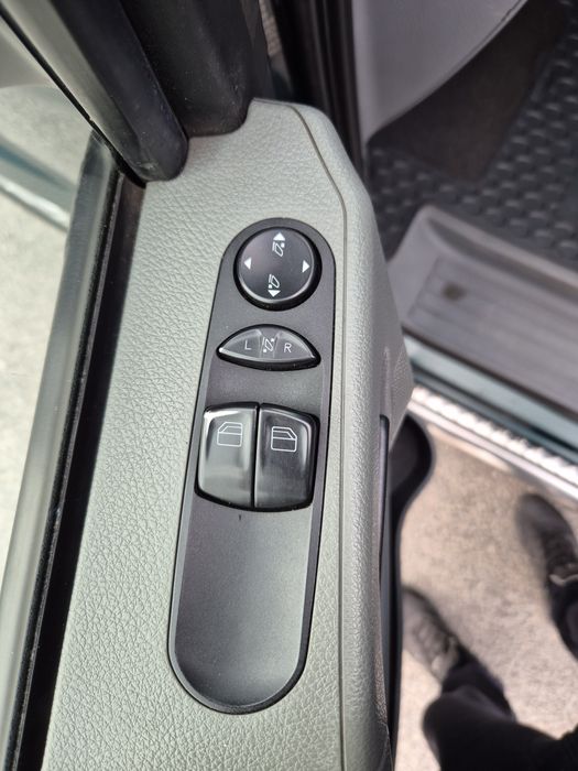 Мерседес Вито 115.