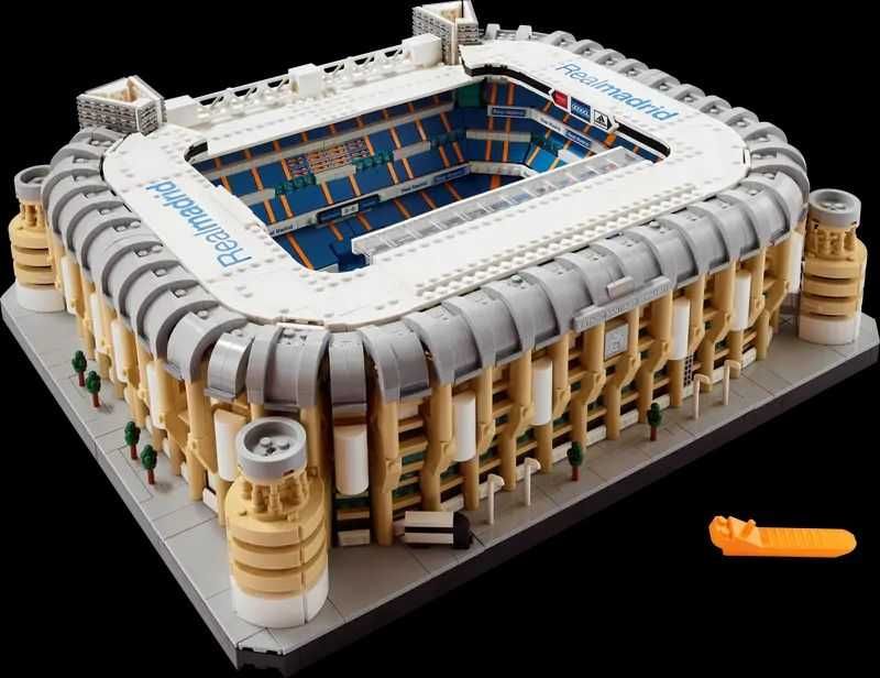 LEGO 10299 - Real Madrid: Estádio Santiago Bernabéu