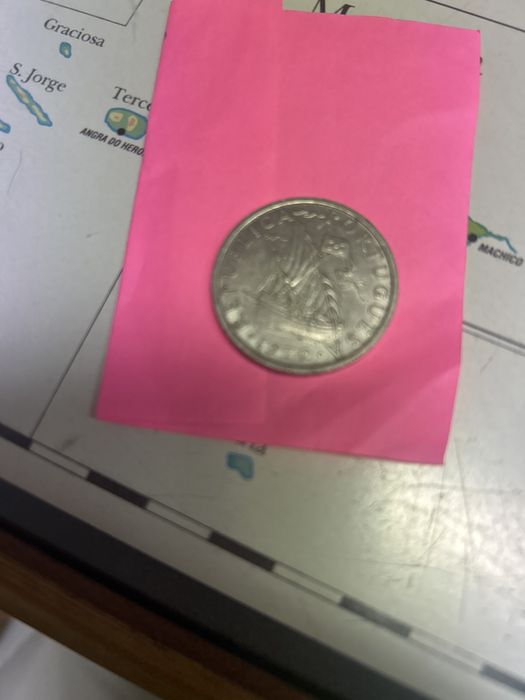 Moeda antiga de 10$00