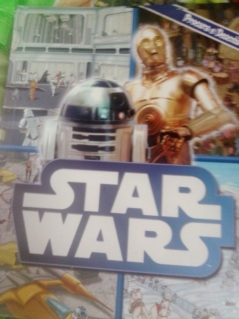 Star Wars procura e descobre livros.