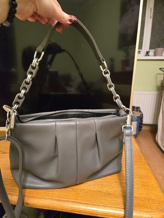 Жіноча сумочка середня