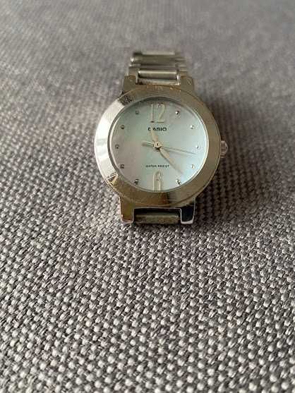 Elegancki zegarek Casio model LTP-1282D-7A damski