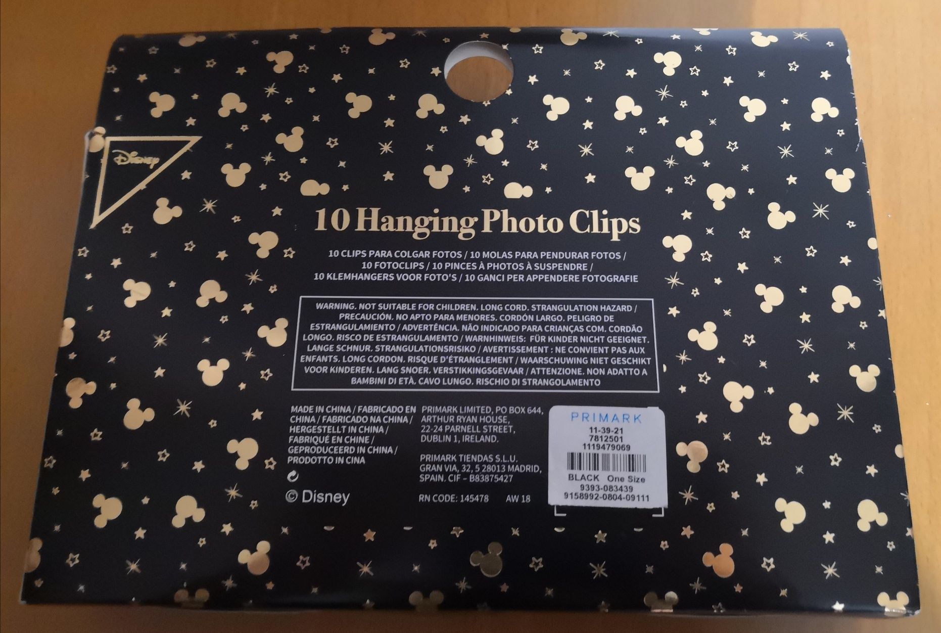 10 Hanging Photo Clips