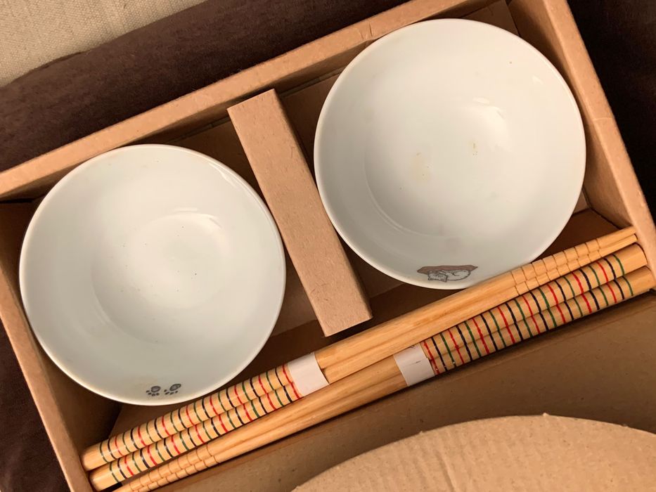 Set de 2 tacinhas japonesas pintadas à mão.